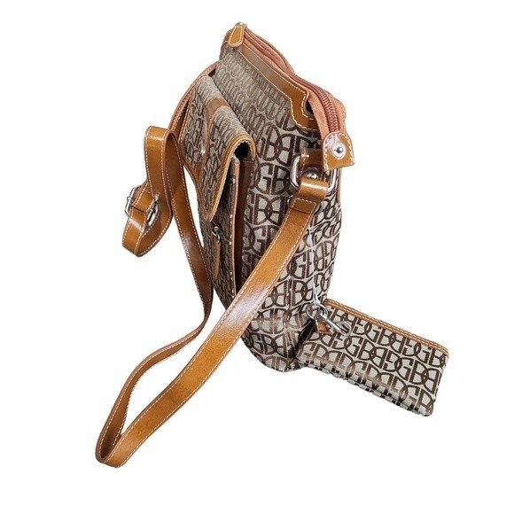 NWOT Giani Bernini women's crossbody bag shoulder bag, brown, small wallet bonus - Picture 5 of 8